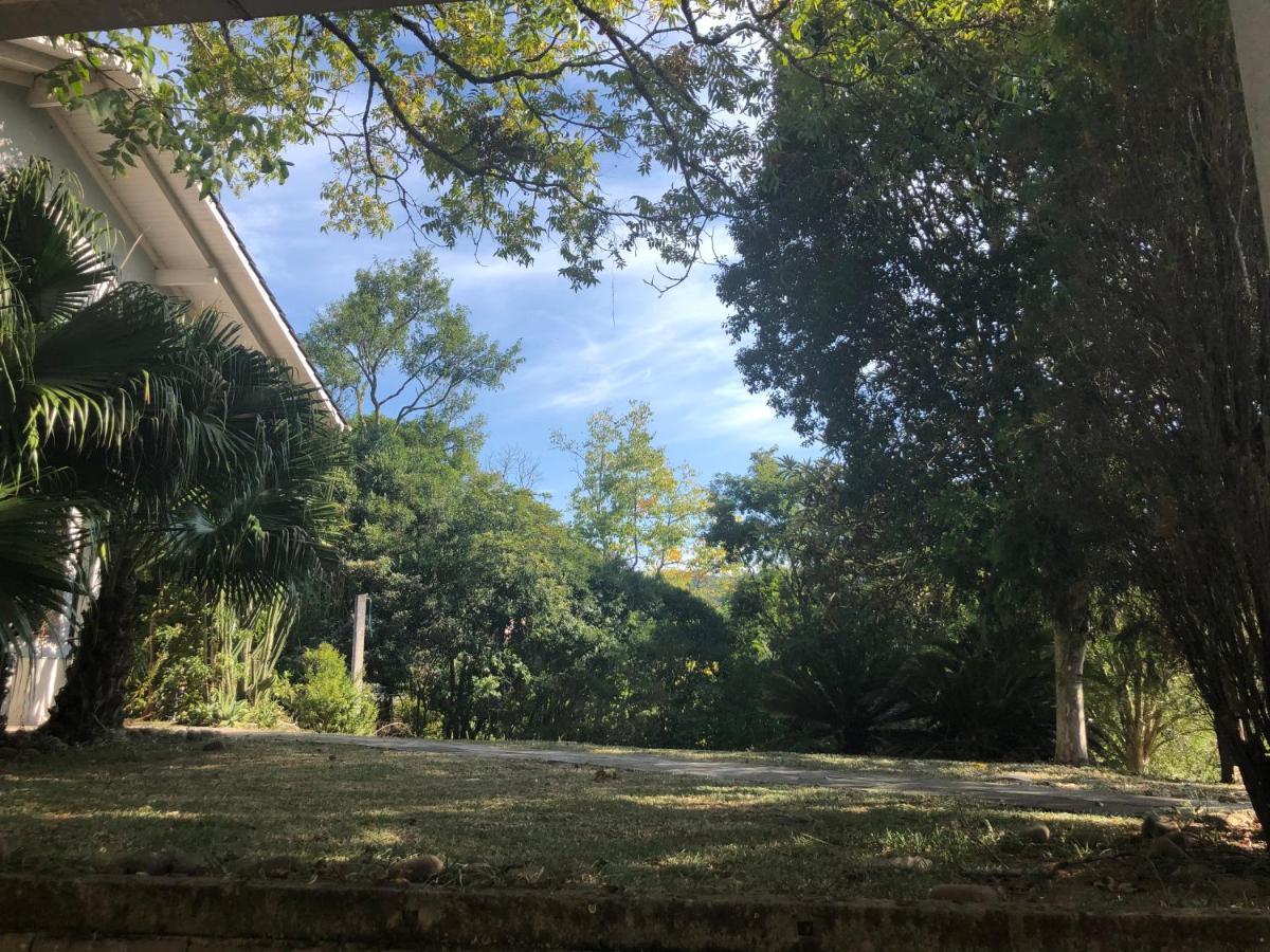 本图贡萨尔维斯Casa No Meio Da Natureza!公寓 外观 照片